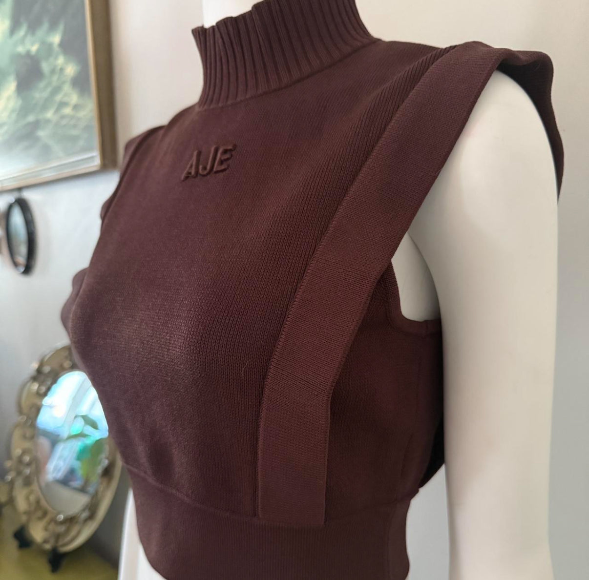 Aje crop brown knit